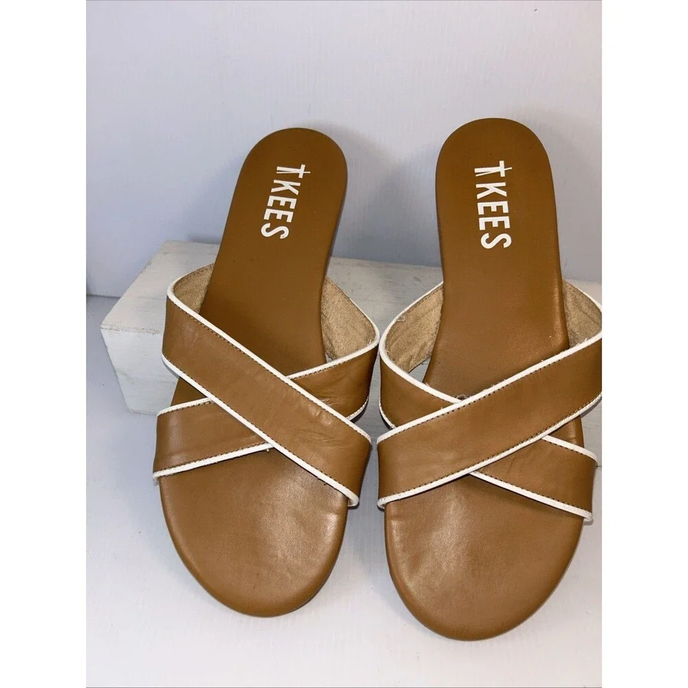 Women's Tkees Sloan Criss Cross Cognac Brown Leather slip on slide sandal sz 10